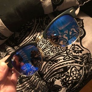 RAY BANS!!!! Folding Clubmasters with case